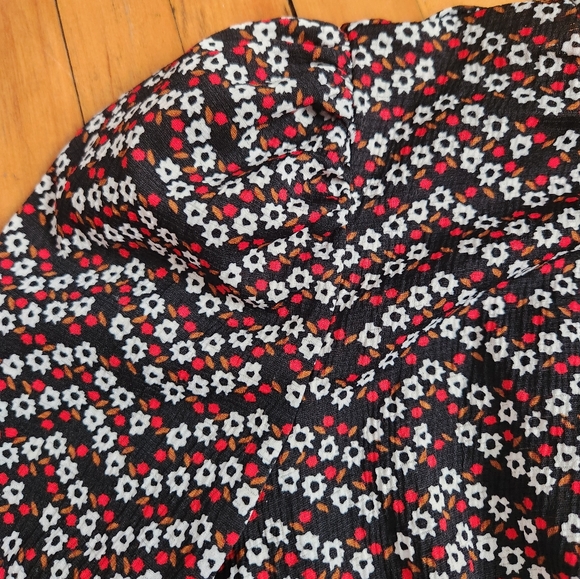 Floral blouse with puff sleeve detail, size s - Picture 4 of 7